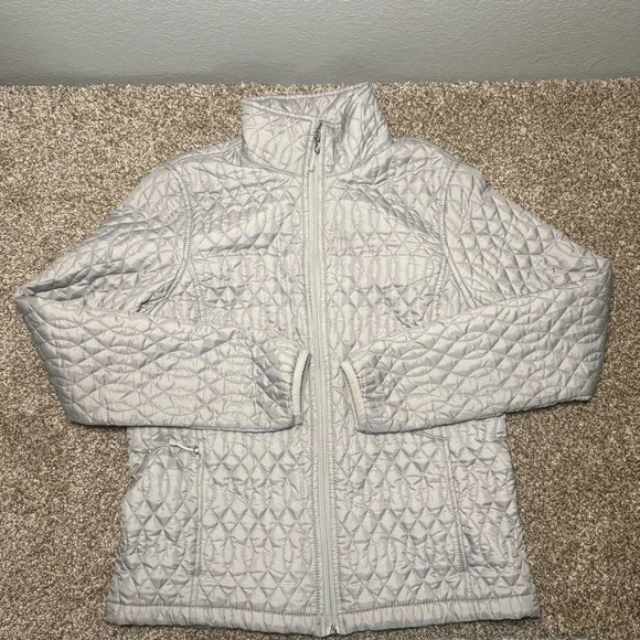 Lands' End Light Gray Quilted Jacket - Picture 2 of 12